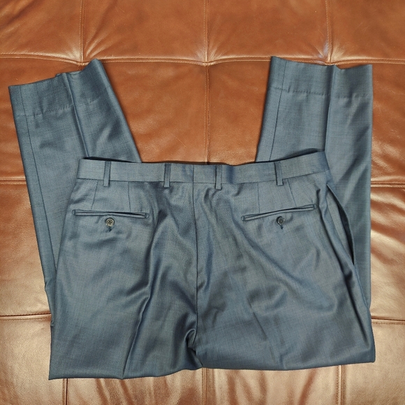 Calvin Klein suit size 44S - Picture 4 of 11